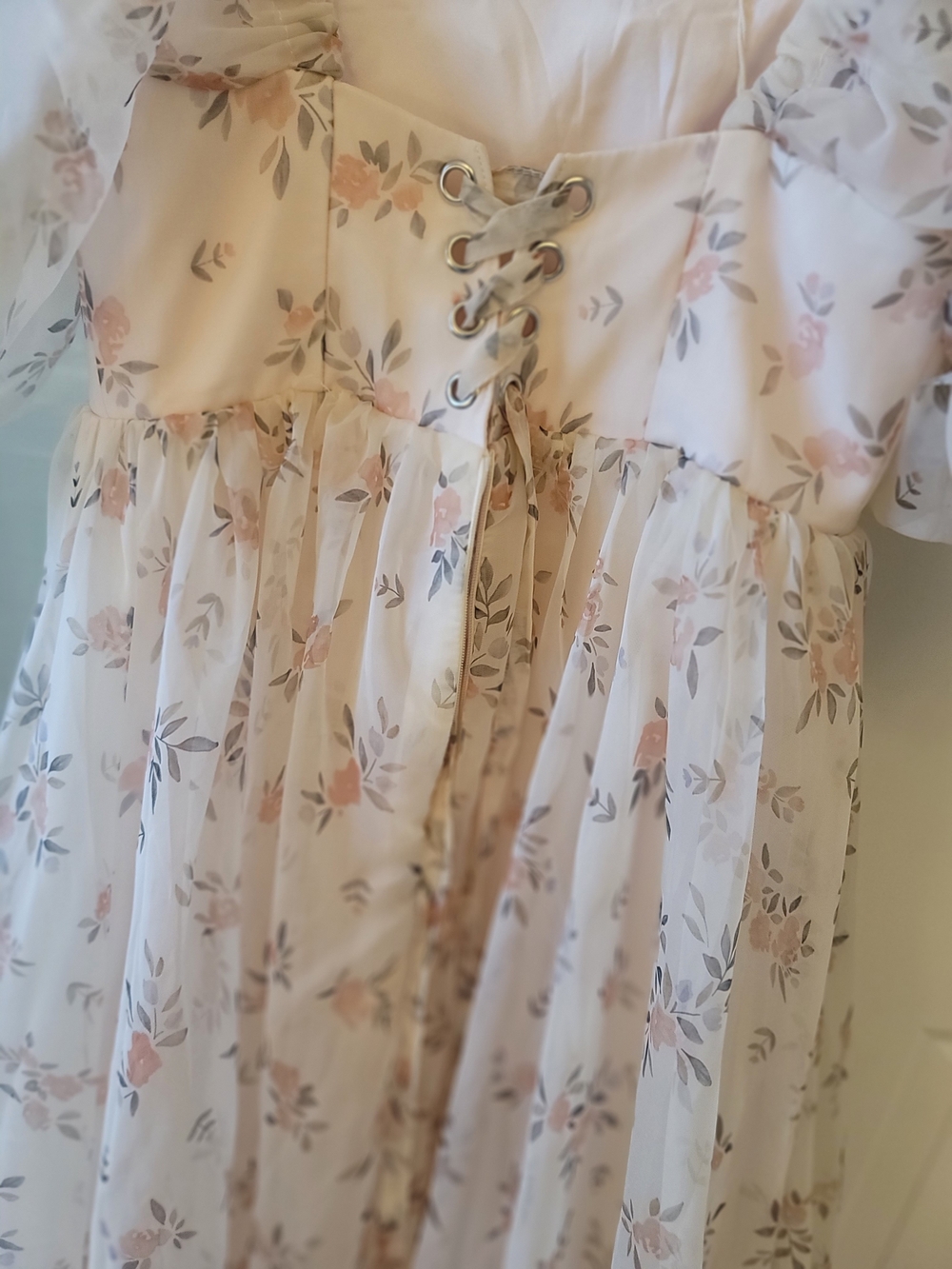 NWT Ava Gowns Cottage Core Dreams Floral Puff-Sleeve Maxi Dress 4 Photo Shoot - Picture 8 of 10